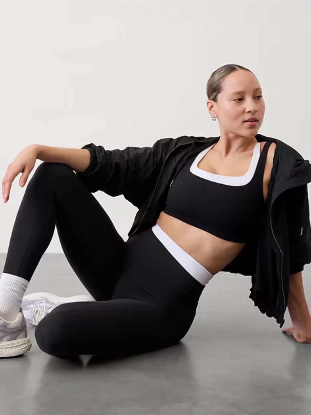 NWT Athleta Crop Top and Leggings Set